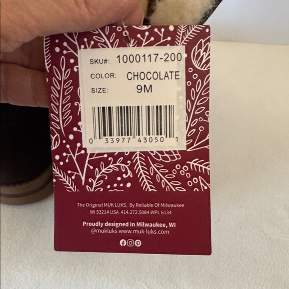 Muk Luks suede boots - Picture 8 of 13